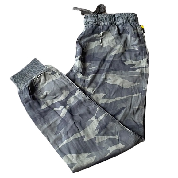 Splendid - Camo Joggers - Picture 3 of 4